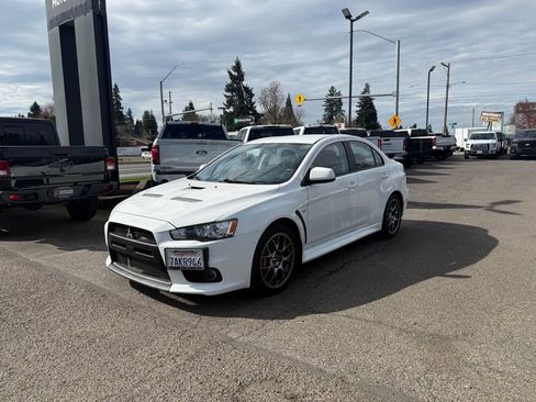 Used 2013 Mitsubishi Lancer Evolution MR image 2