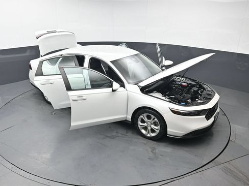 Certified 2023 Honda Accord LX image 50
