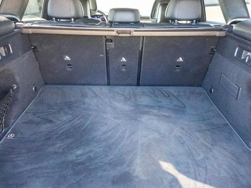 Used 2023 Mercedes-Benz GLC 300 image 24