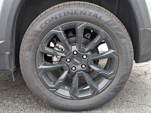 Used 2026 GMC Terrain Elevation w/ Elevation Premium Package FWD image 8