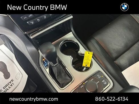 Used 2020 Jeep Grand Cherokee High Altitude AWD/4WD image 23
