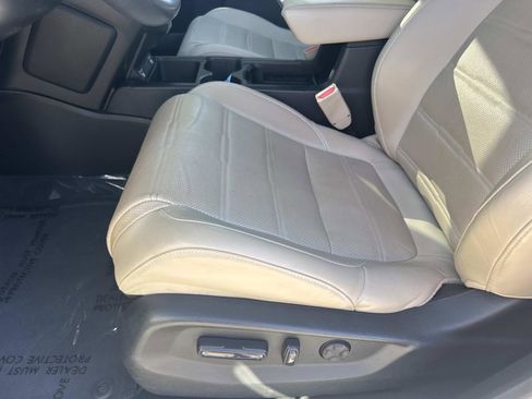 Used 2020 Honda CR-V EX-L image 18