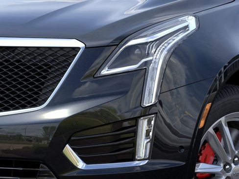 New 2025 Cadillac XT5 Sportv w/ Technology Package image 10