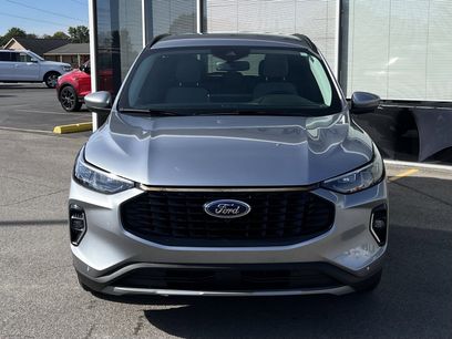Used 2023 Ford Escape Platinum