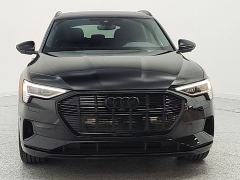 Used 2023 Audi e-tron Premium Plus w/ Premium Plus Package AWD/4WD image 2