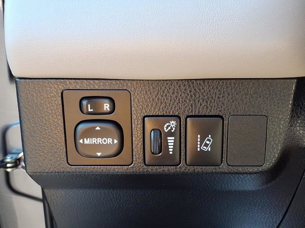 Used 2017 Toyota RAV4 XLE w/ All Weather Liner Package AWD/4WD image 16