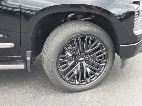 New 2026 Chevrolet Silverado 1500 High Country AWD/4WD image 28