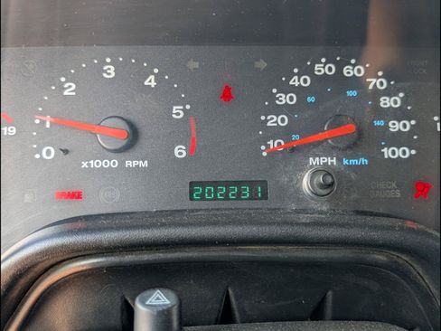 Used 2004 Jeep Wrangler X w/ Wheel Plus Group AWD/4WD image 11