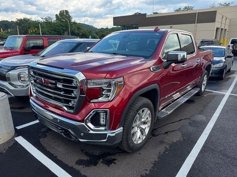 Used 2021 GMC Sierra 1500 SLT w/ SLT Premium Plus Package AWD/4WD image 2