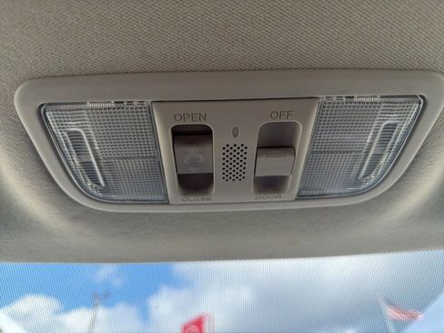 Used 2018 Honda HR-V EX image 29