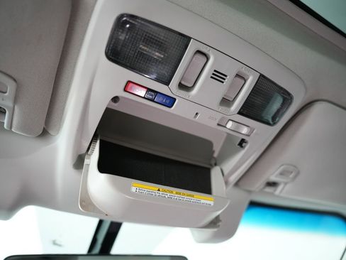 Used 2018 Subaru Outback 2.5i Touring image 58