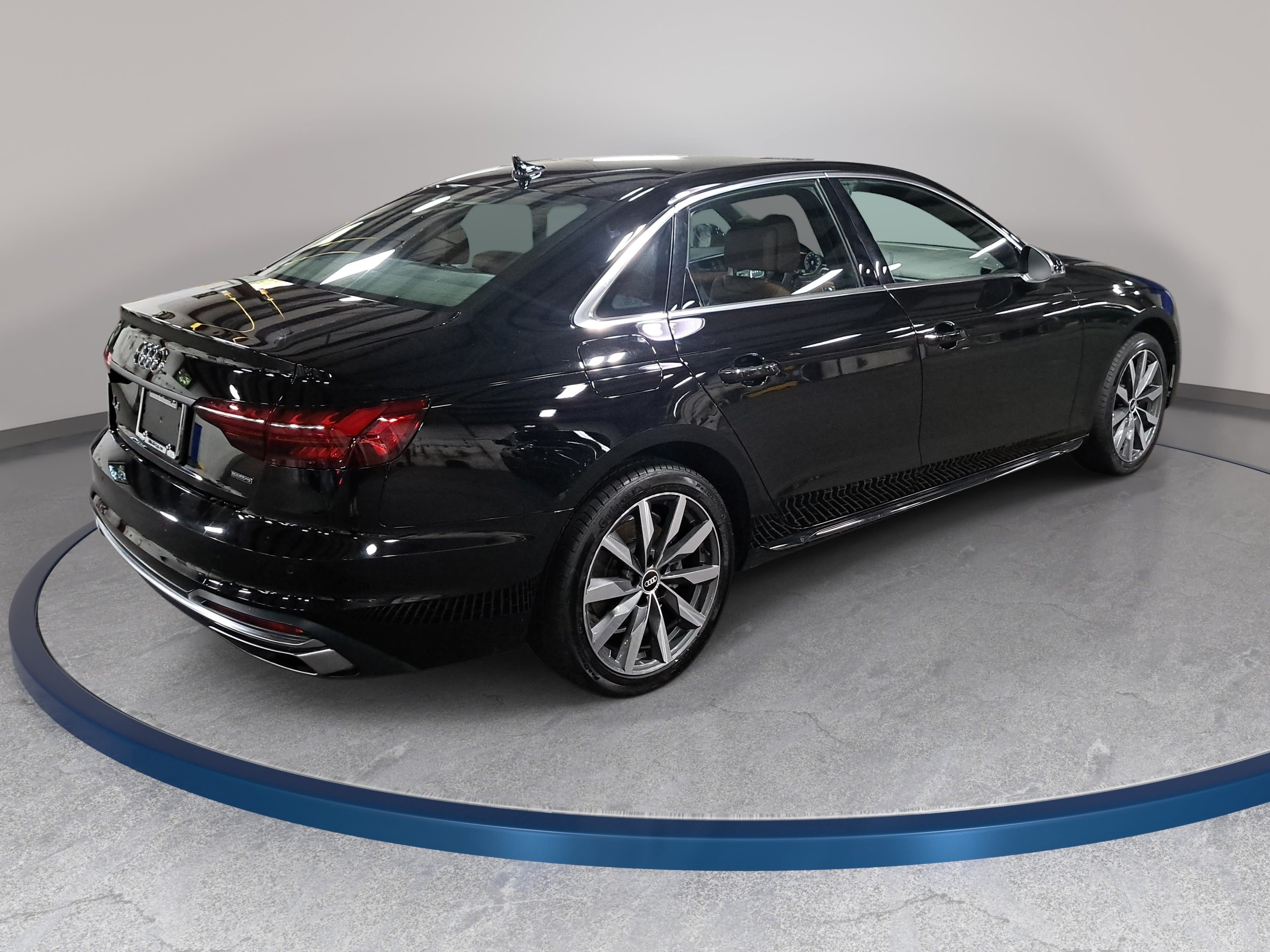 Used 2022 Audi A4 2.0T Premium Plus w/ Premium Plus Package AWD/4WD image 5