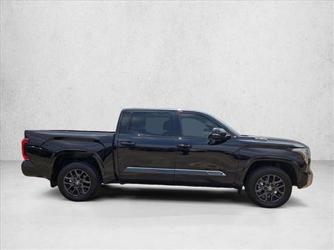 Used 2025 Toyota Tundra Platinum AWD/4WD image 4