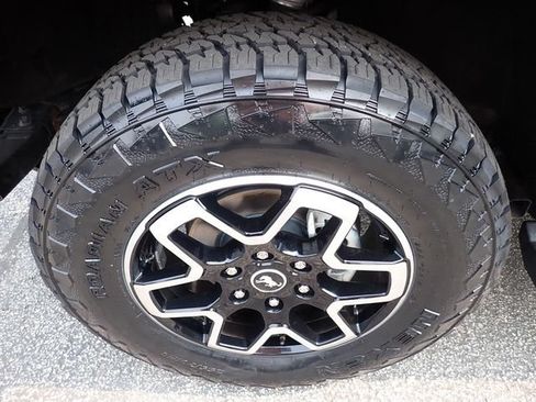 Used 2022 Ford Bronco Outer Banks AWD/4WD image 11