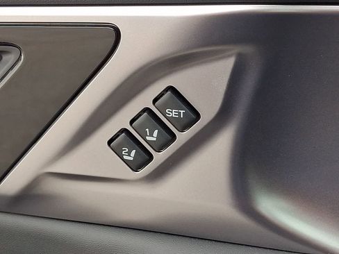 Used 2025 Subaru Outback Limited w/ Popular Package #2 image 27