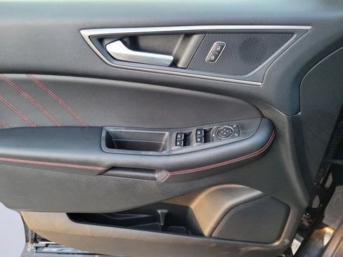 Used 2022 Ford Edge ST-Line AWD/4WD image 25