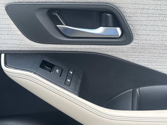 Used 2022 Nissan Rogue SV FWD image 18