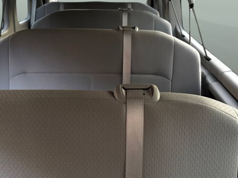 Used 2008 Ford E-350 and Econoline 350 XLT image 13