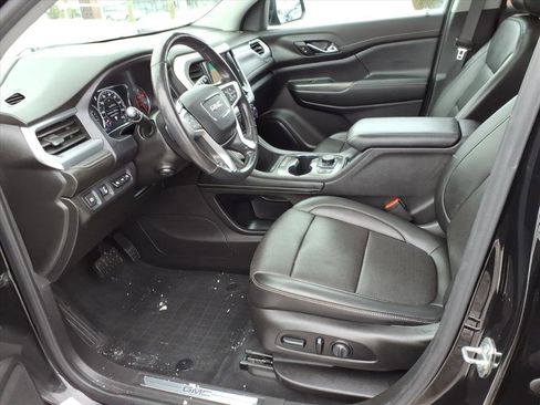 Used 2021 GMC Acadia SLT w/ Elevation Edition image 10