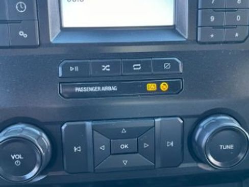 Used 2021 Ford F250 XL w/ Power Equipment Group image 19