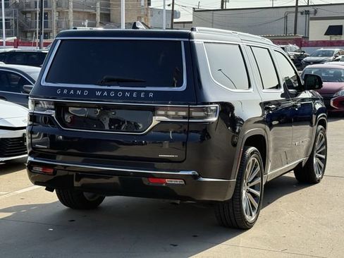 Used 2023 Jeep Grand Wagoneer Series II w/ Flexible Seating Group AWD/4WD image 4