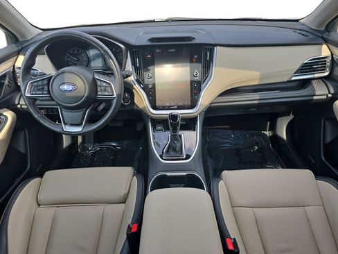 Used 2025 Subaru Outback Limited AWD/4WD image 9