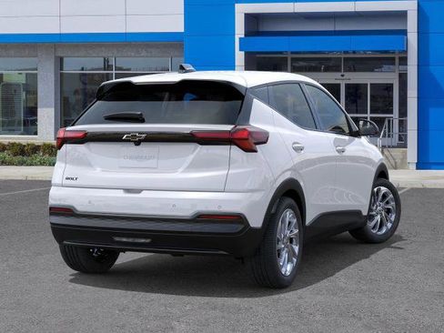 New 2027 Chevrolet Bolt LT w/ Comfort Package image 4