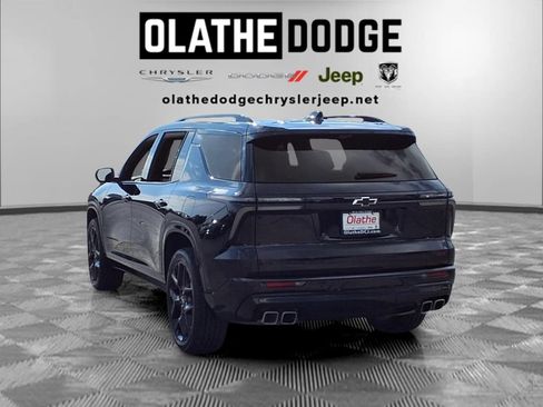 Used 2024 Chevrolet Traverse RS AWD/4WD image 5