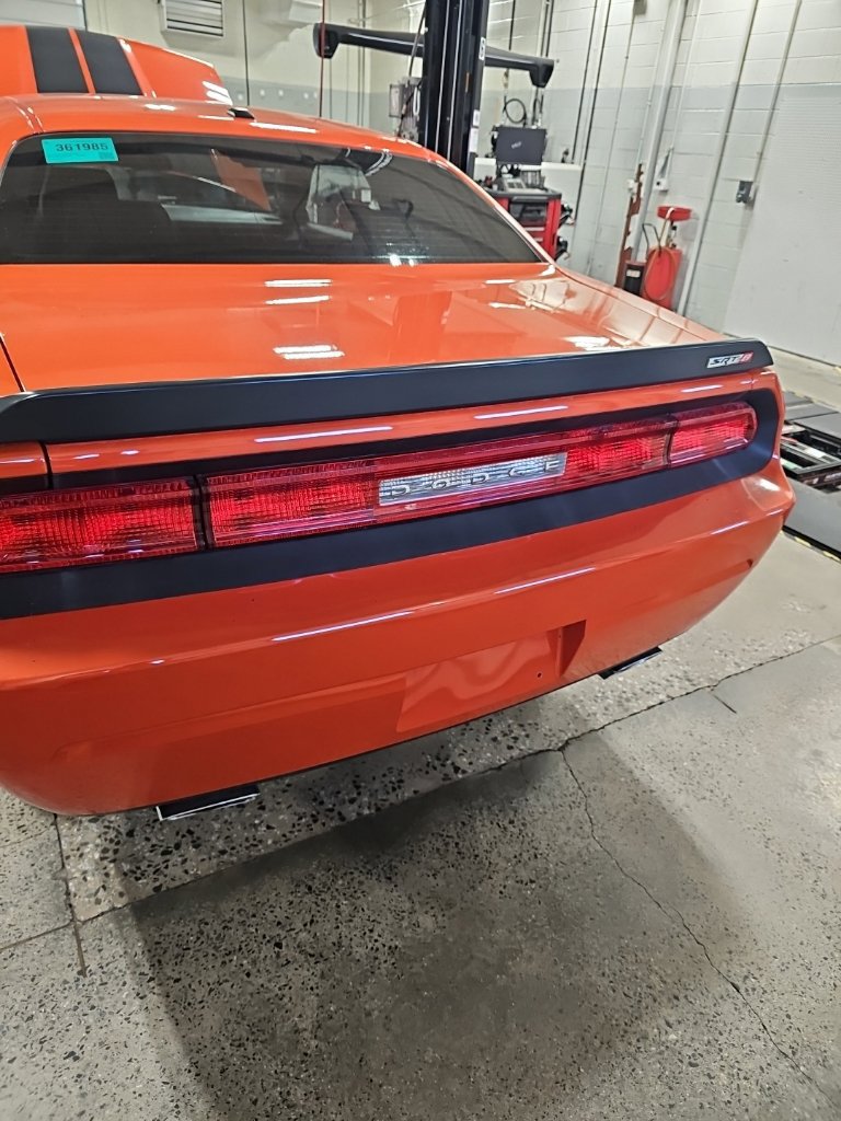 Used 2009 Dodge Challenger SRT8 RWD image 13