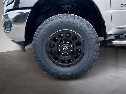 Used 2022 RAM 3500 Big Horn image 34