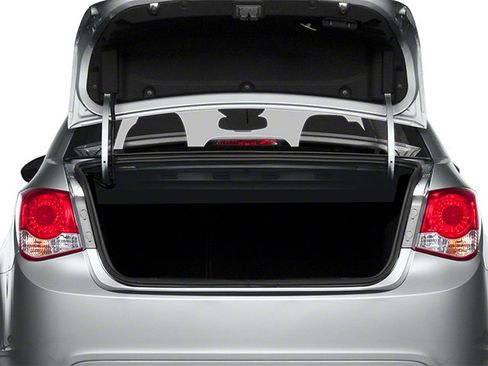 Used 2013 Chevrolet Cruze LT w/ Enhanced Safety Package FWD image 14