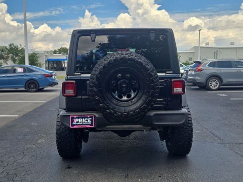 Used 2024 Jeep Wrangler Unlimited Sport AWD/4WD image 7