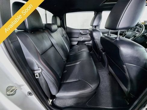 Used 2019 Toyota Tacoma TRD Off-Road AWD/4WD image 26