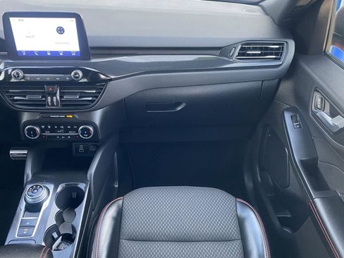 Used 2024 Ford Escape ST-Line image 17