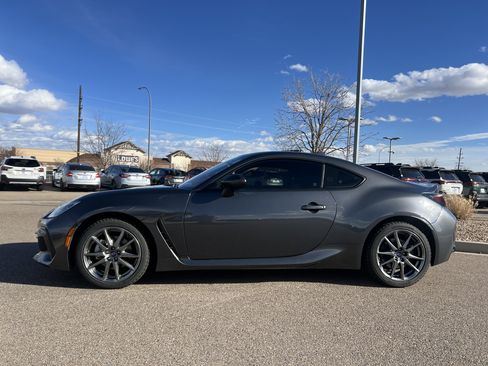 Used 2024 Subaru BRZ Premium image 12