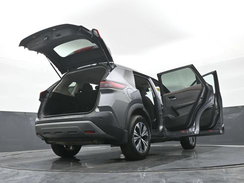 Used 2022 Nissan Rogue SV AWD/4WD image 49