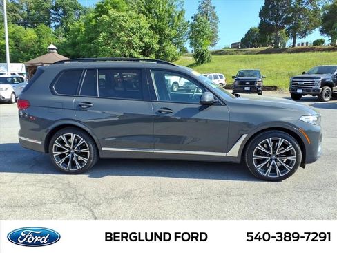 Used 2021 BMW X7 xDrive40i w/ Executive Package AWD/4WD image 4