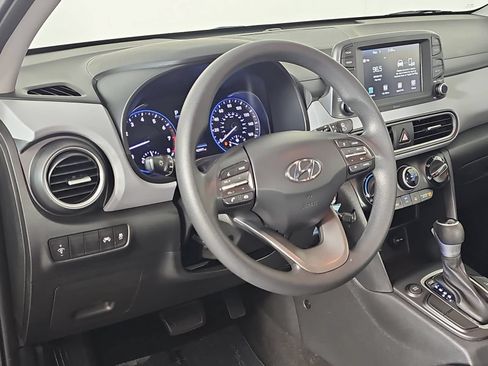 Used 2021 Hyundai Kona SE w/ Cargo Package FWD image 15