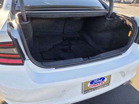 Used 2018 Dodge Charger SXT Plus w/ Blacktop Package image 12