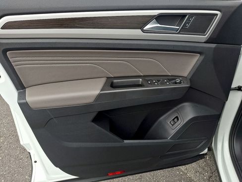 Certified 2023 Volkswagen Atlas SE AWD/4WD image 12
