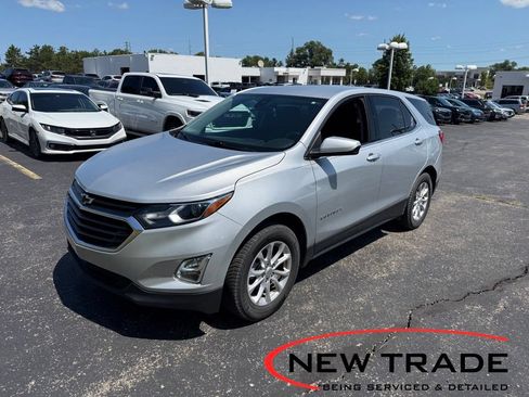Used 2020 Chevrolet Equinox LT AWD/4WD image 1