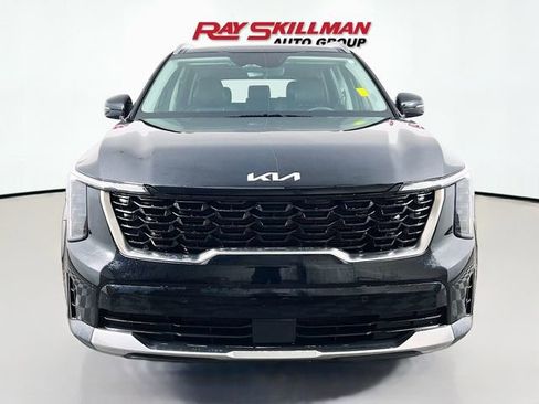 Used 2024 Kia Sorento S w/ Panoramic Sunroof Package AWD/4WD image 2