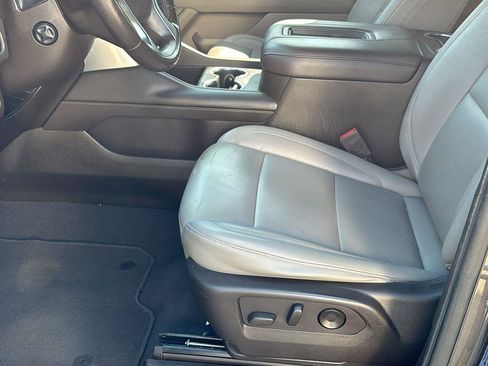 Used 2021 Chevrolet Tahoe Z71 w/ Luxury Package image 13