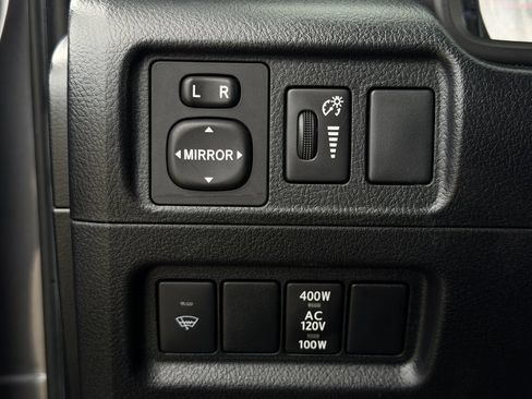 Used 2017 Toyota 4Runner SR5 Premium RWD image 24