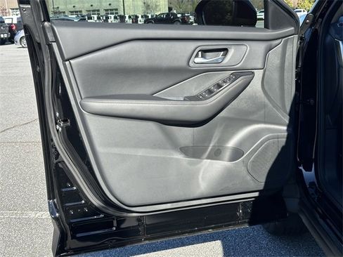 New 2026 Nissan Rogue SV image 11