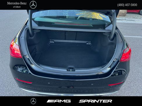 Used 2024 Mercedes-Benz C 300 Sedan image 6