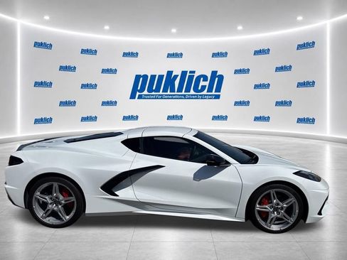 Certified 2023 Chevrolet Corvette Stingray Preferred Cpe w/ 2LT RWD image 4