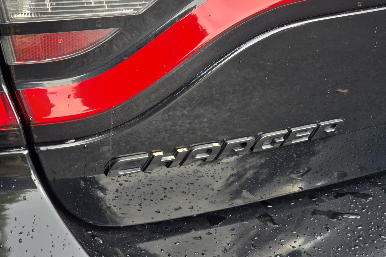 Used 2017 Dodge Charger R/T RWD image 27