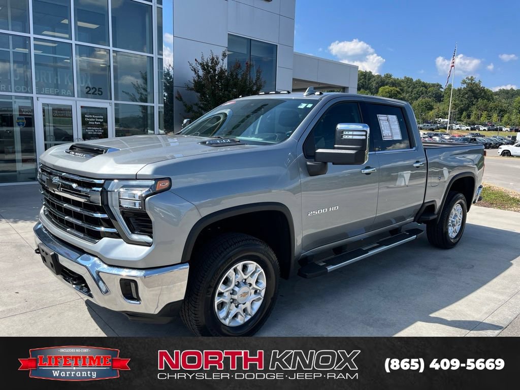 Used 2025 Chevrolet Silverado 2500 LTZ w/ LTZ Convenience Package AWD/4WD image 1