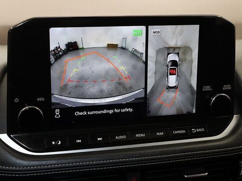 Used 2021 Nissan Rogue SL w/ Premium Package image 18